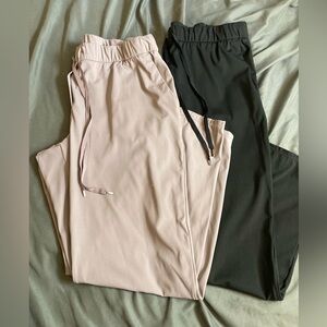 Set of 2 RW&CO stretch joggers